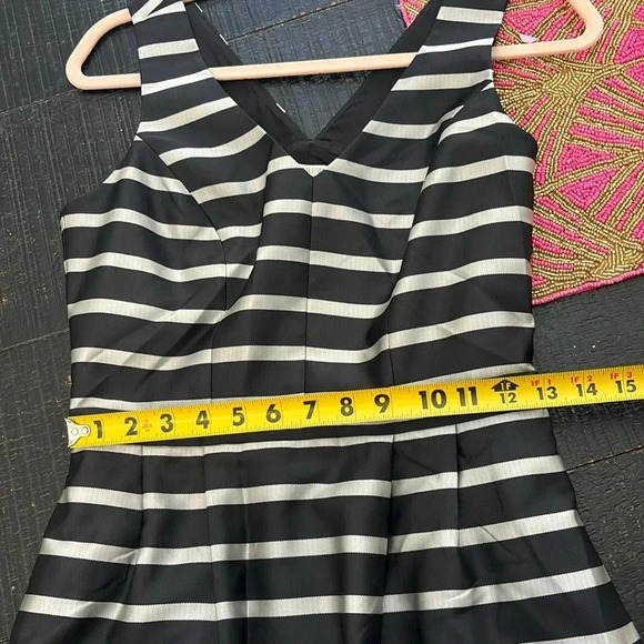 J. Crew Fit & Flare Black w/ Metallic Silver Stripes V-neck Mini Dress size 2 - Picture 12 of 13
